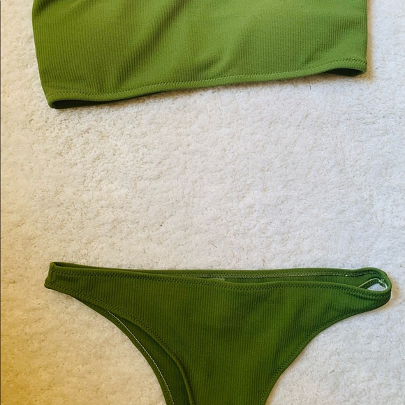 Bikini set - Picture 3 of 5